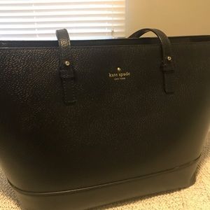 Kate Spade bucket tote